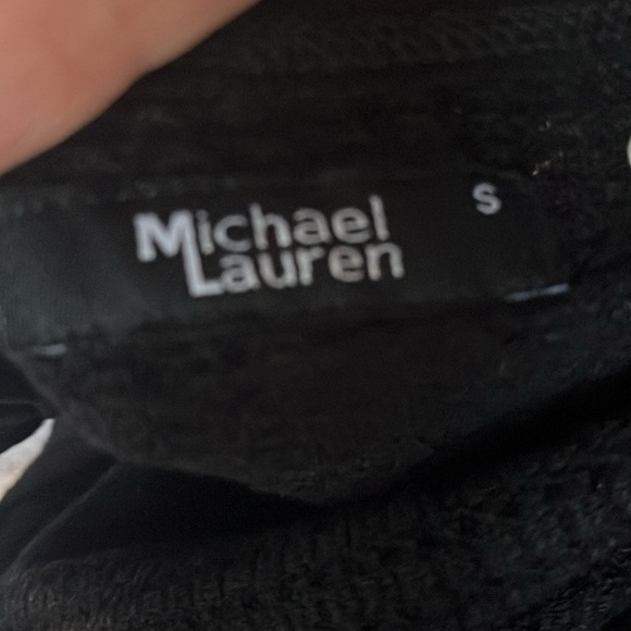 Michael Lauren Fitted V-Neck with Thumbholes in Style Warwick Black Size Small - Picture 7 of 9